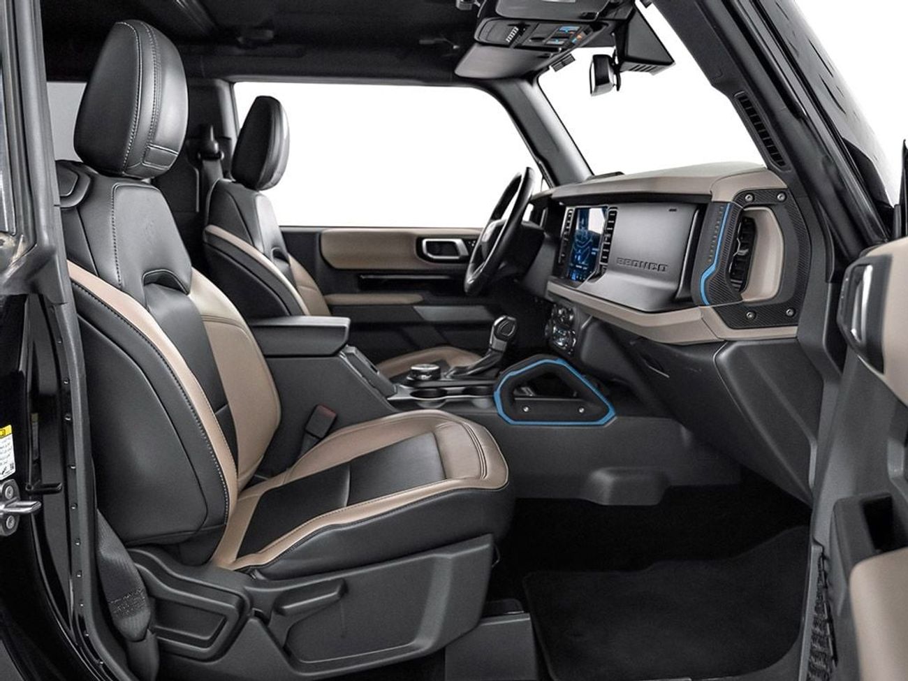 فورد برونكو Wildtrak 2.7L (4 Seater)