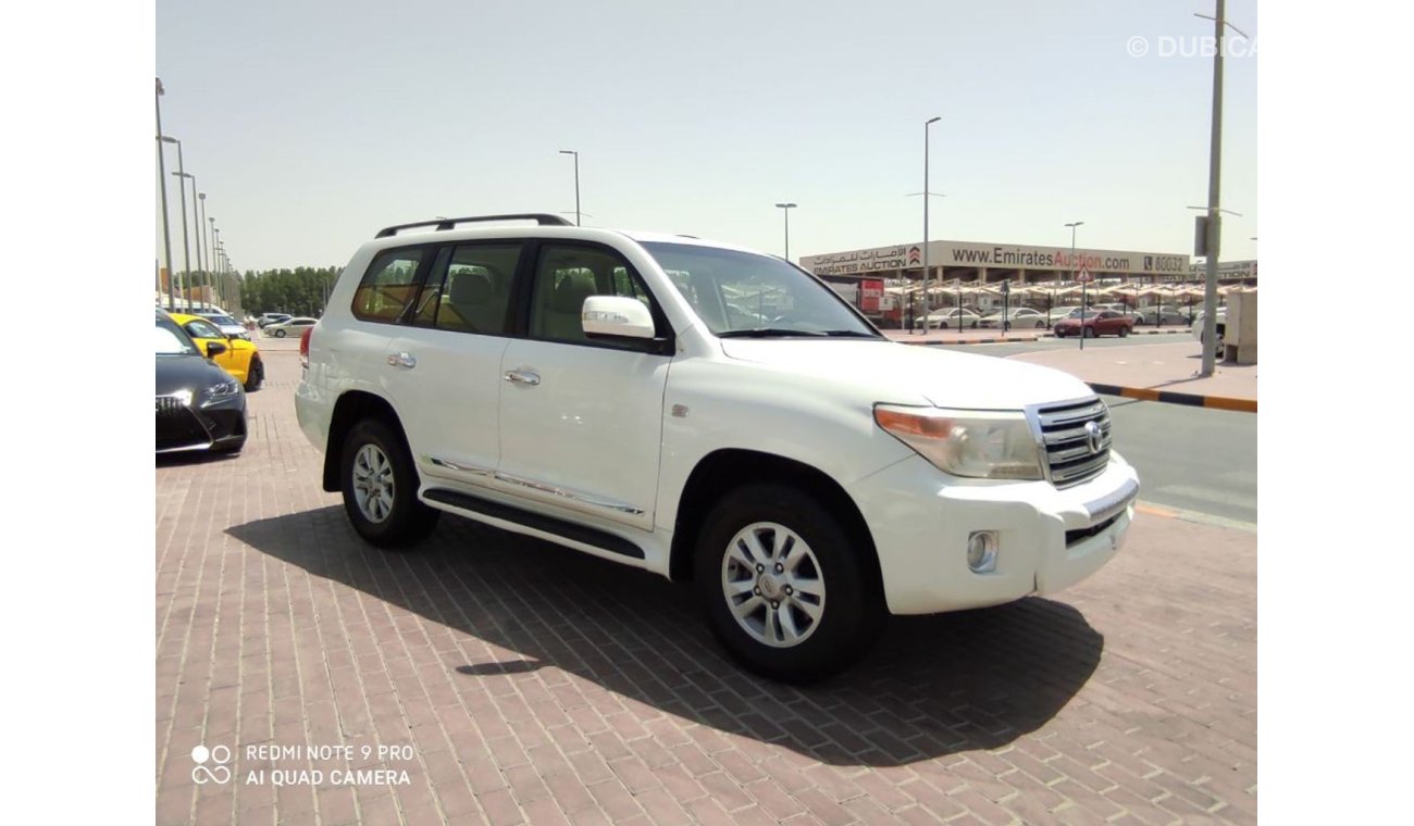 Toyota Land Cruiser Sharja