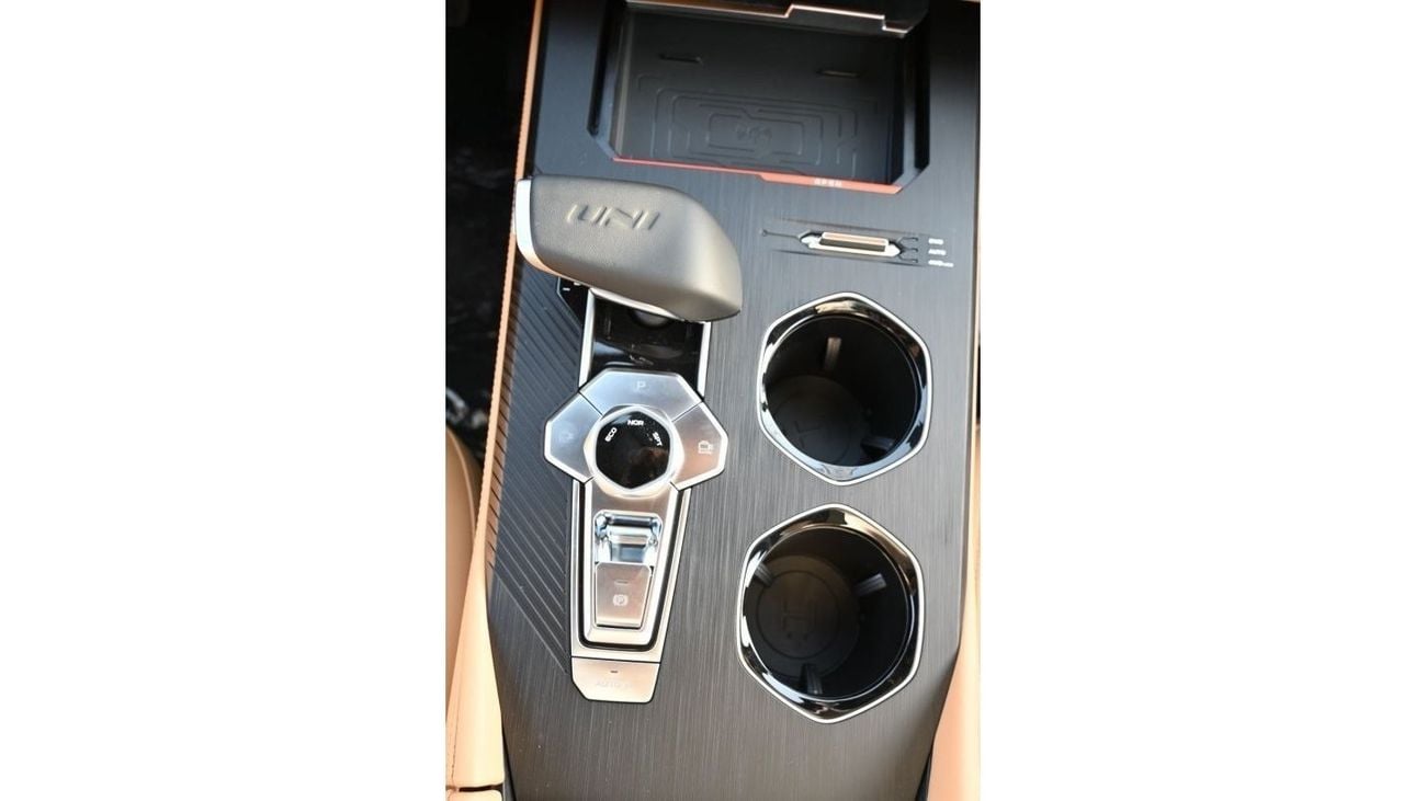 Changan Uni K CHANGAN UNI-K 2.0L PETROL, SUV, 4WD, 5DOORS Features: 360 Camera, Radar, Cruise Control, Lane Depart