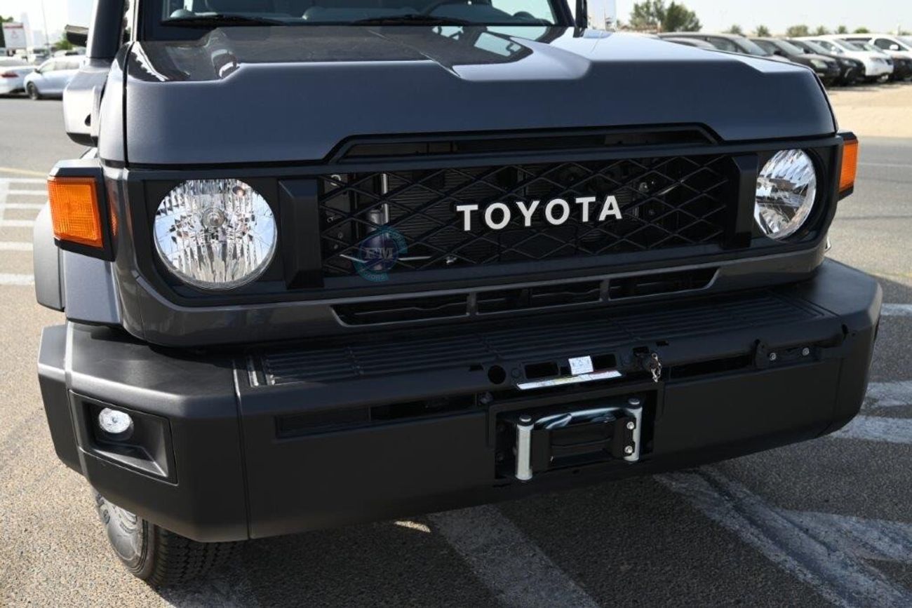 Toyota Land Cruiser 70 76 Petrol 4.0L