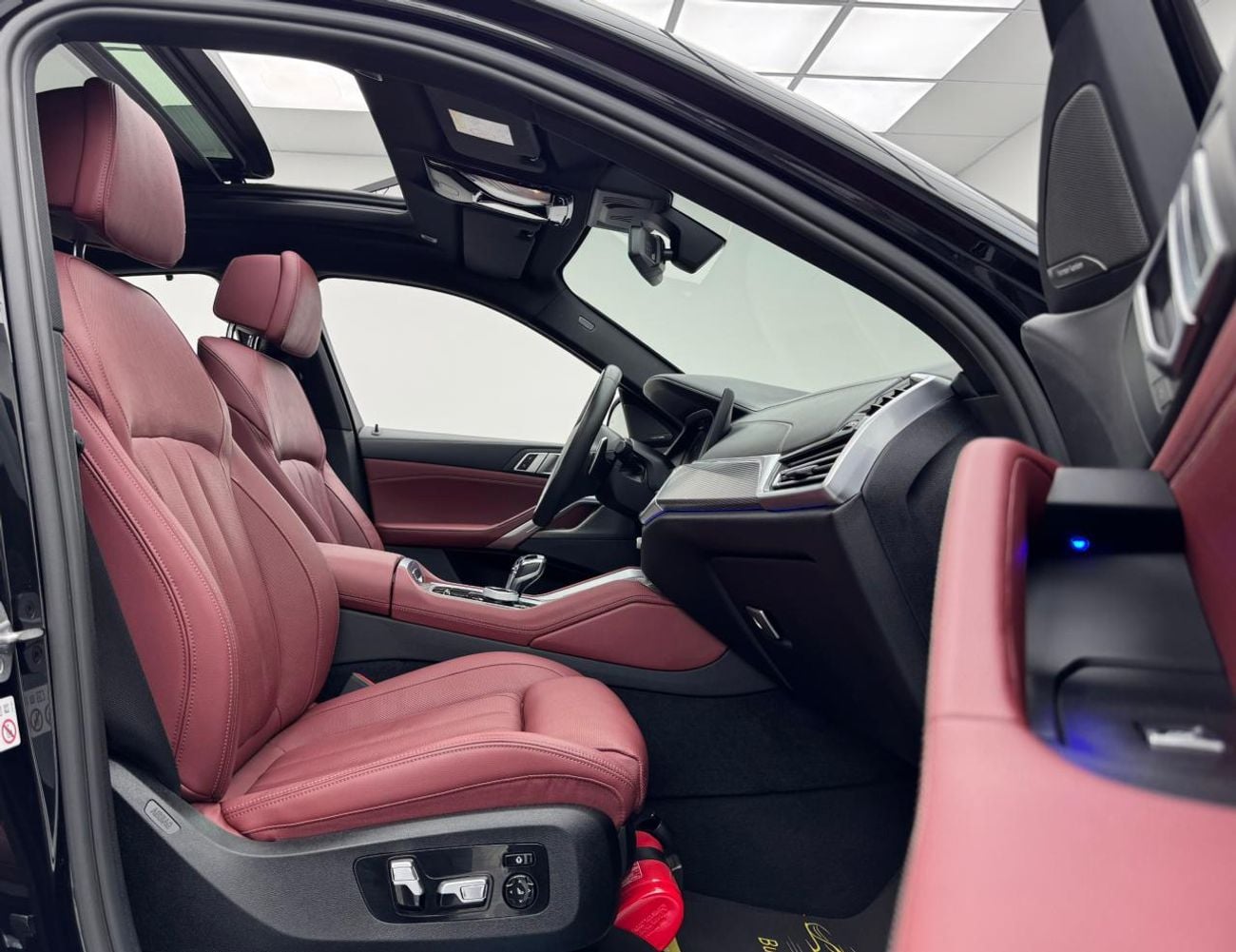 BMW X6 2021 BMW X6 xDrive40i M-Sport, Warranty, Full BMW Service History, Excellent Condition, GCC