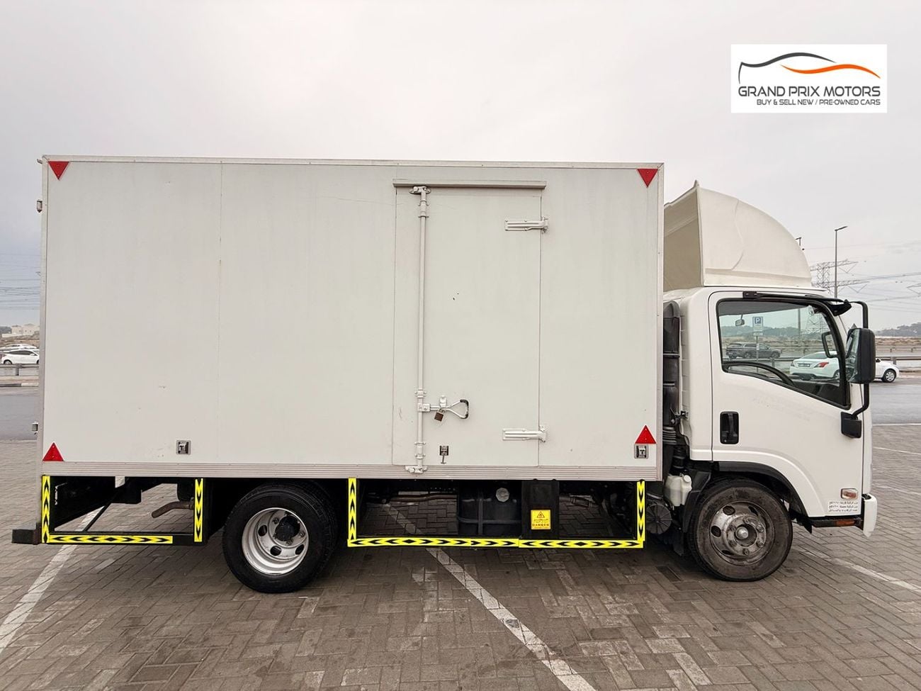 Isuzu NPR Isuzu NPR 14Ft