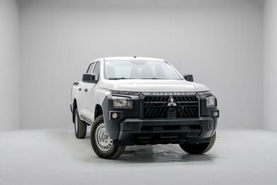 Mitsubishi L200 GL 2.4L - Manual - White Inside Black | Export Only