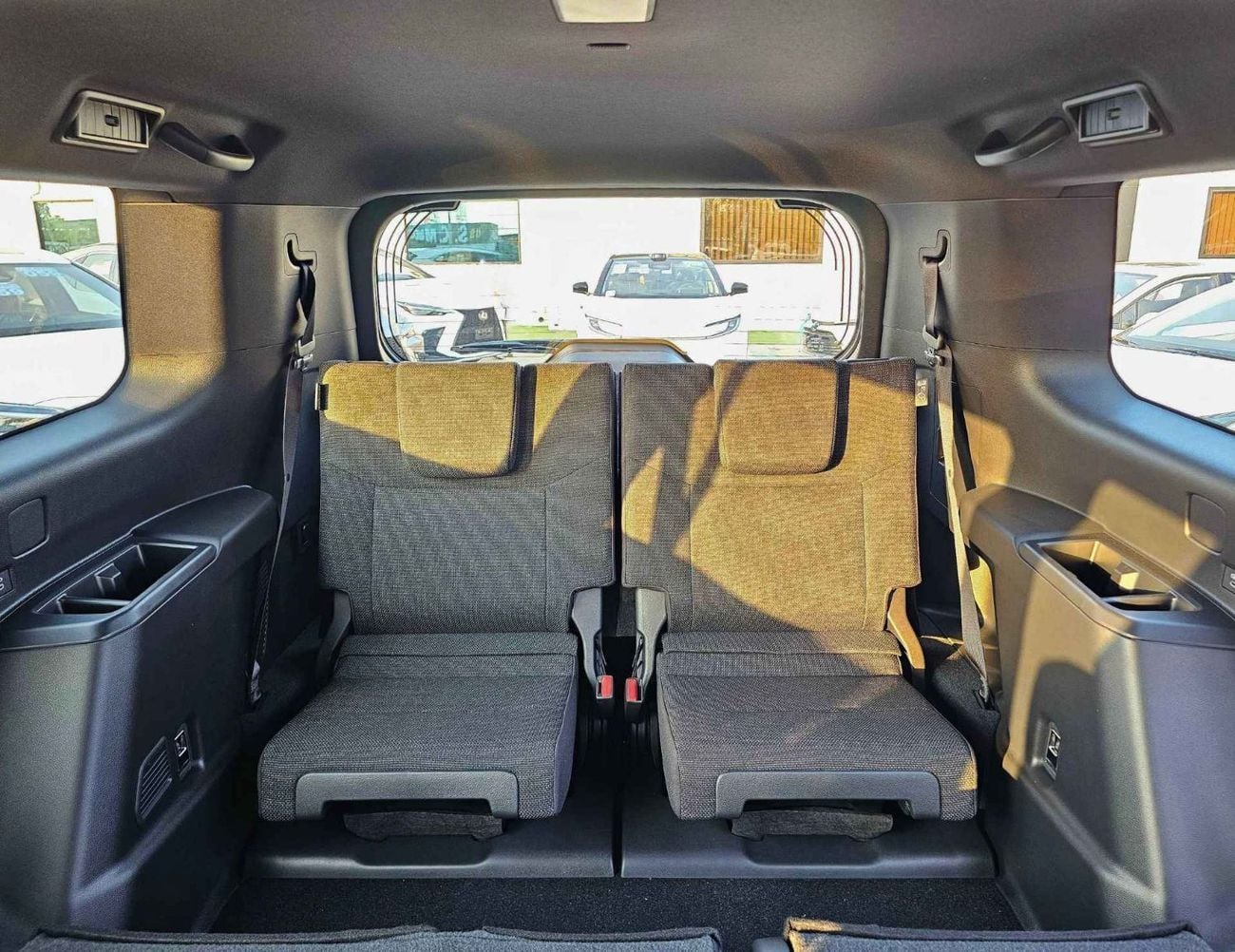 تويوتا برادو ALL ROUNDER TURBO STD / 2.8L DIESEL V4 / SUNROOF / COOL BOX (CODE # P28AR2)