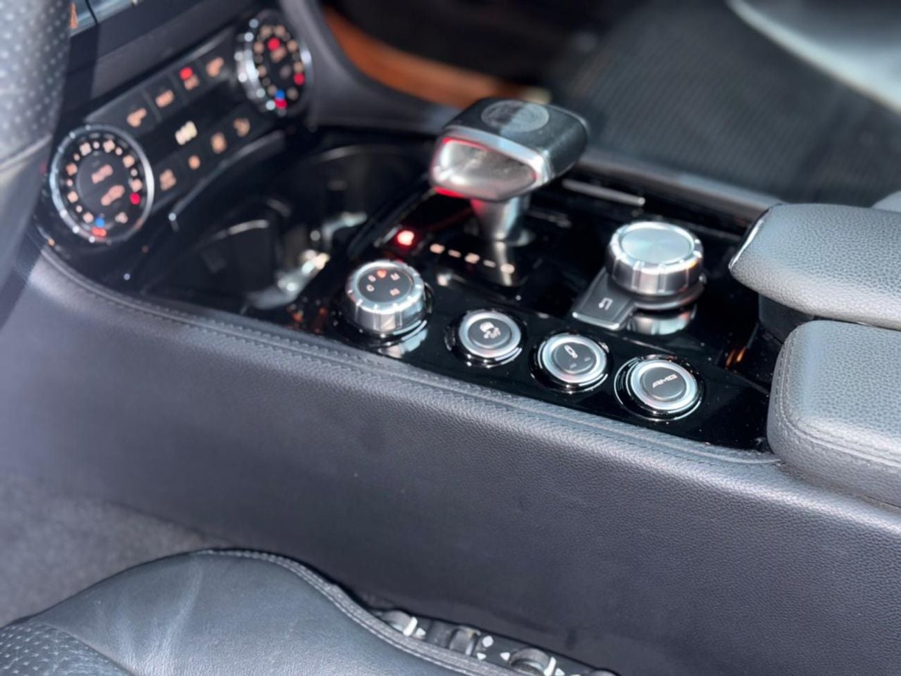 Mercedes-Benz CLS 63 AMG Std 5.0L