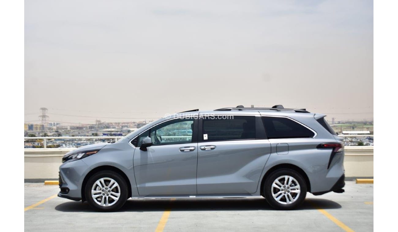 Toyota Sienna XLE  Woodland Edition Hybrid 2.5l Awd 8-seater Automatic