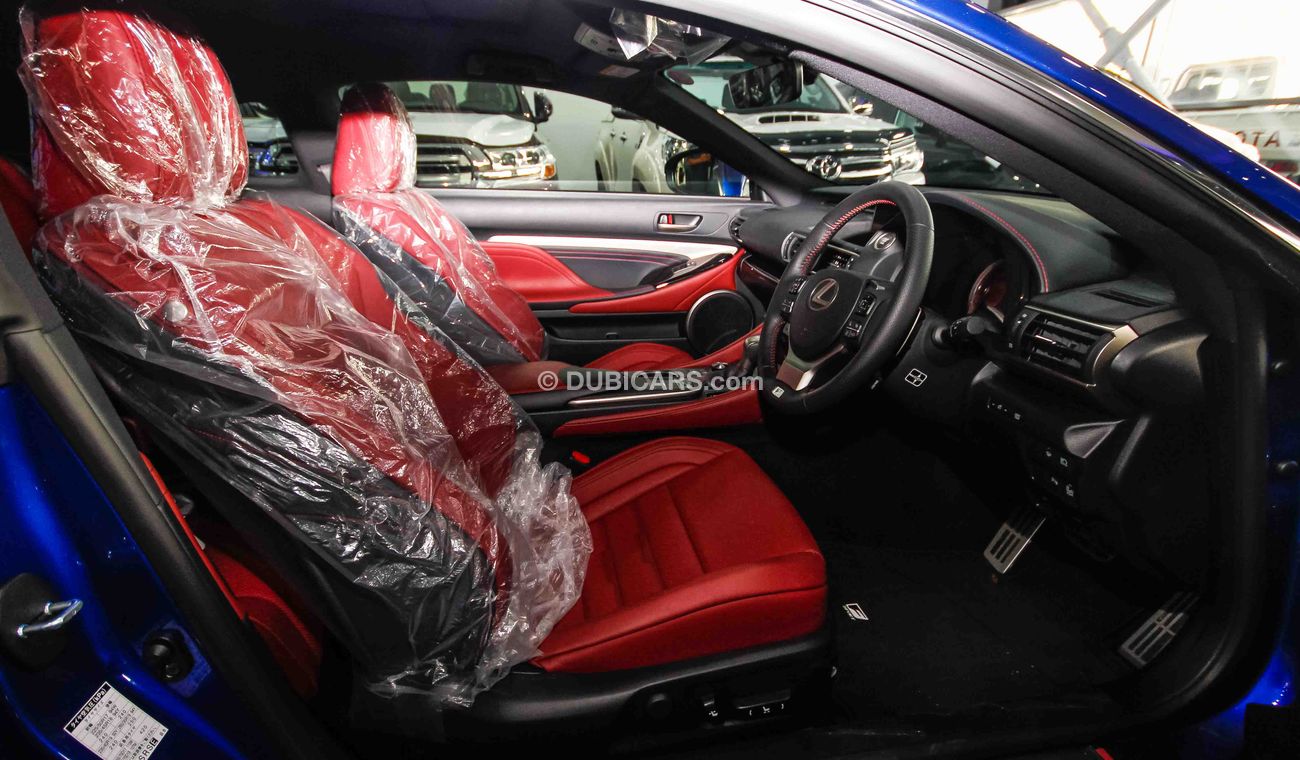 لكزس RC 200 t Fsport (Right Hand Drive)