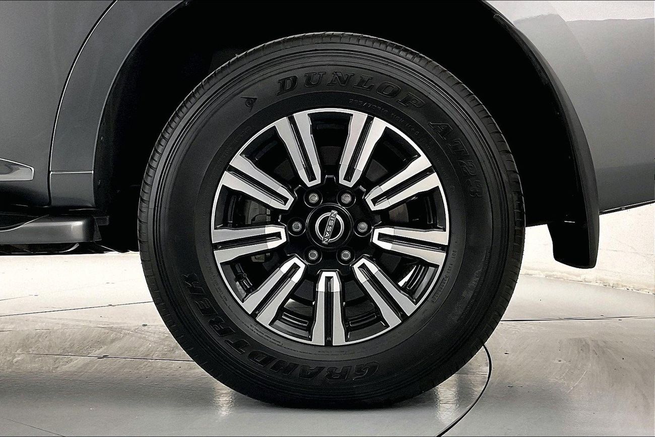 Nissan Patrol SE Titanium | 1 year free warranty | 1.99% financing rate | Flood Free