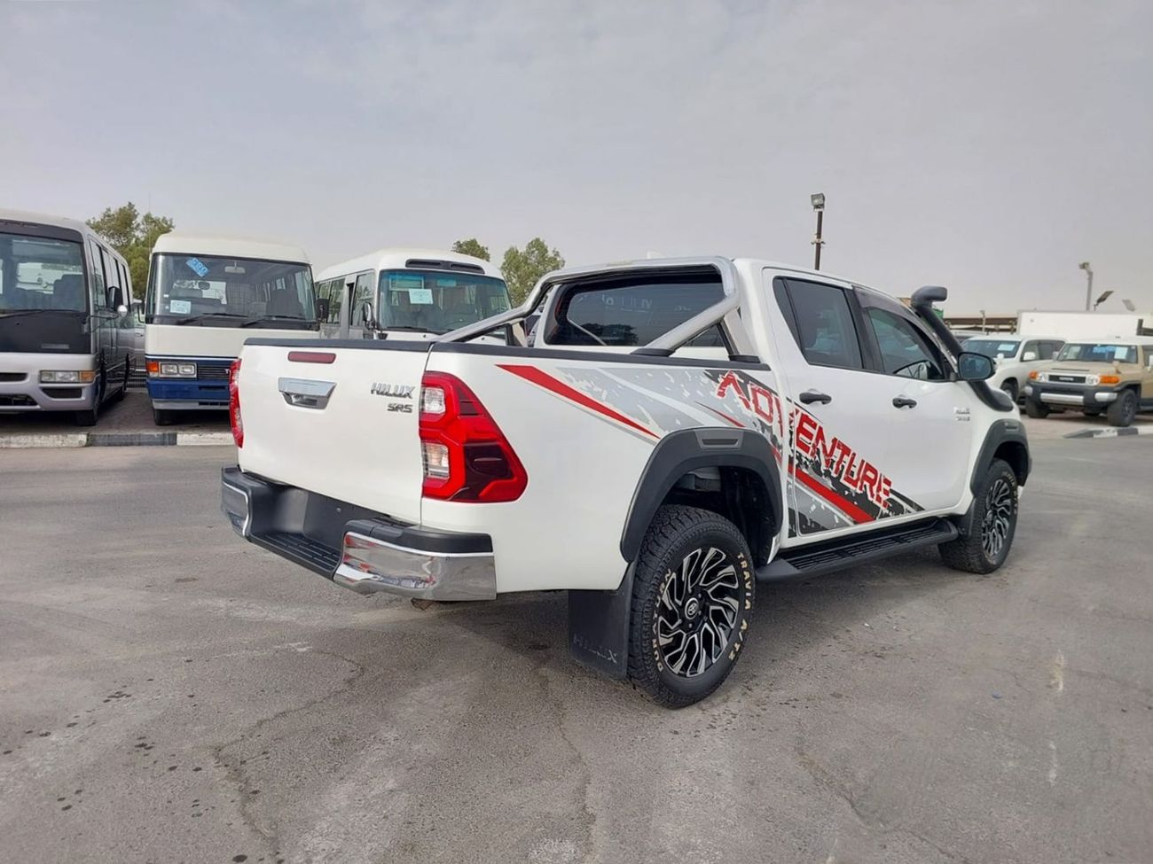 Toyota Hilux TOYOTA HILUX PICK UP RHD 2022 MODEL 2.8 L DIESEL AUTOMATIC(PM71300)
