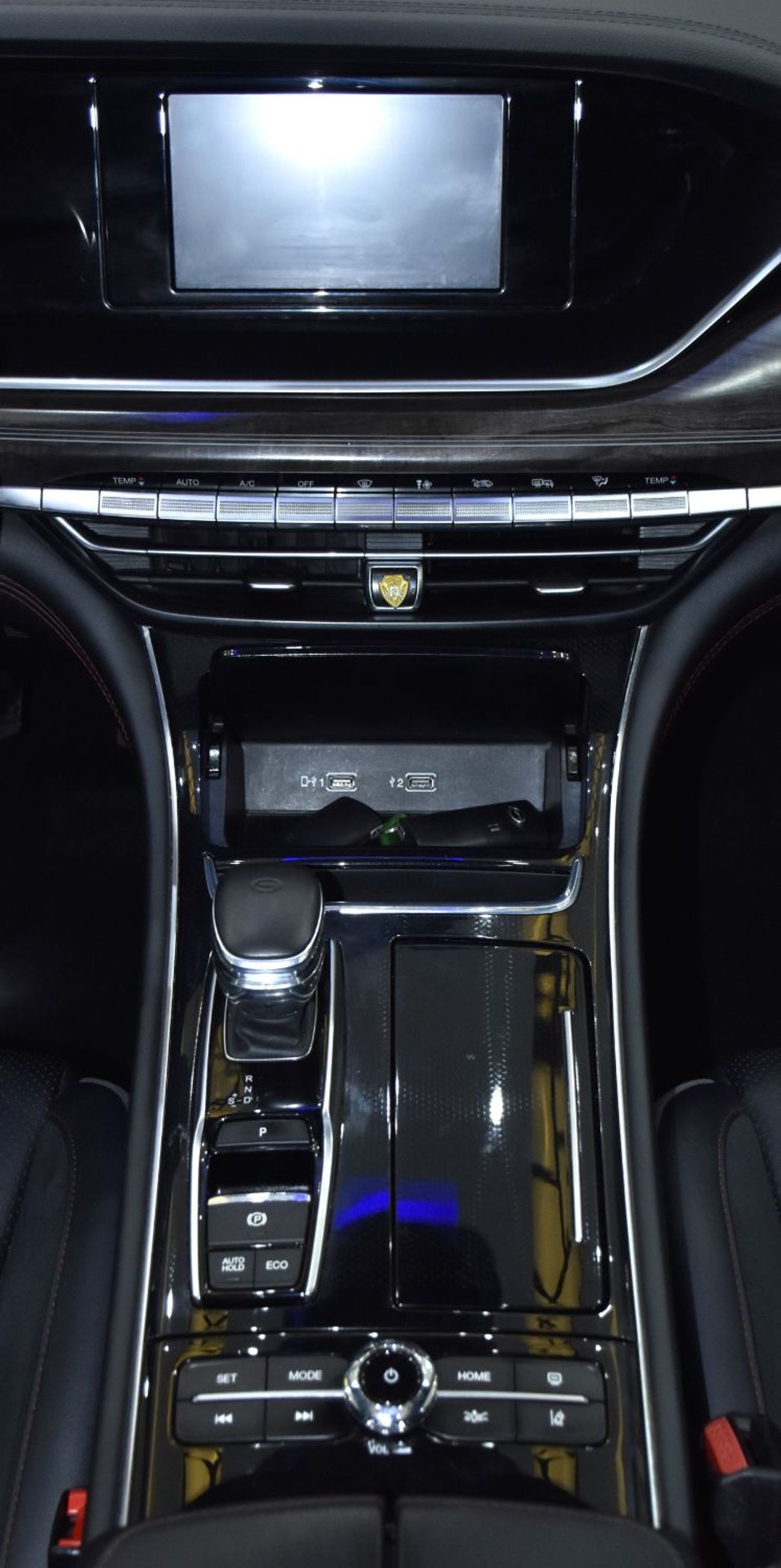 GAC GA8 EXCELLENT DEAL for our GAC GA8 390T ( 2022 Model ) in Grey Color GCC Specs