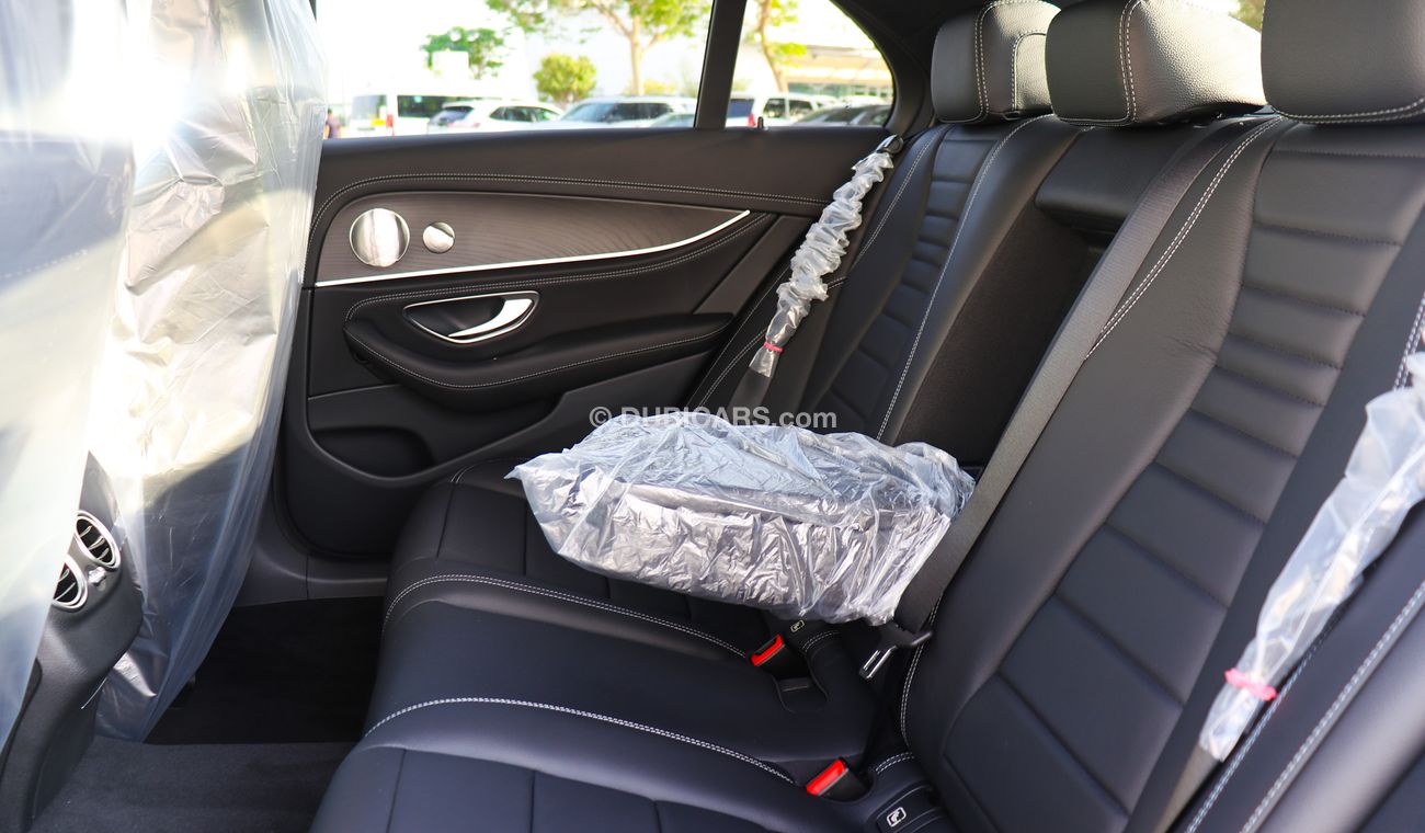 Mercedes-Benz E200 AMG MY2022 Night Package