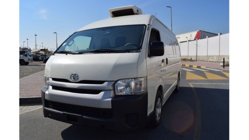 Toyota Hiace GL - High Roof LWB Toyota Hiace Highroof Chiller, Model:2015. Excellent condition