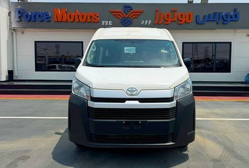 تويوتا هاياس DX - Manual . Diesel . Bus . Rear Wheel Drive . 9+ Seats . 4 Doors