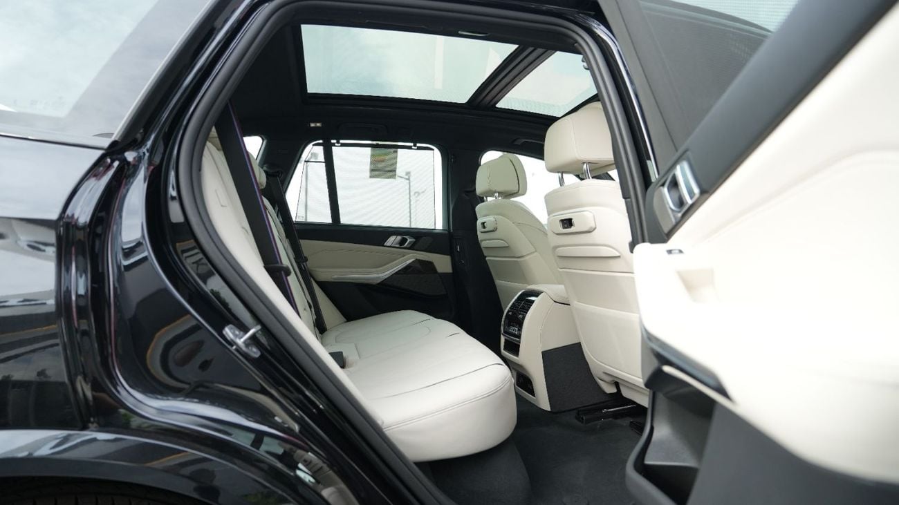 بي أم دبليو X5 M40i xDrive M-Sport Pro V6 Black 2026MY Export Only