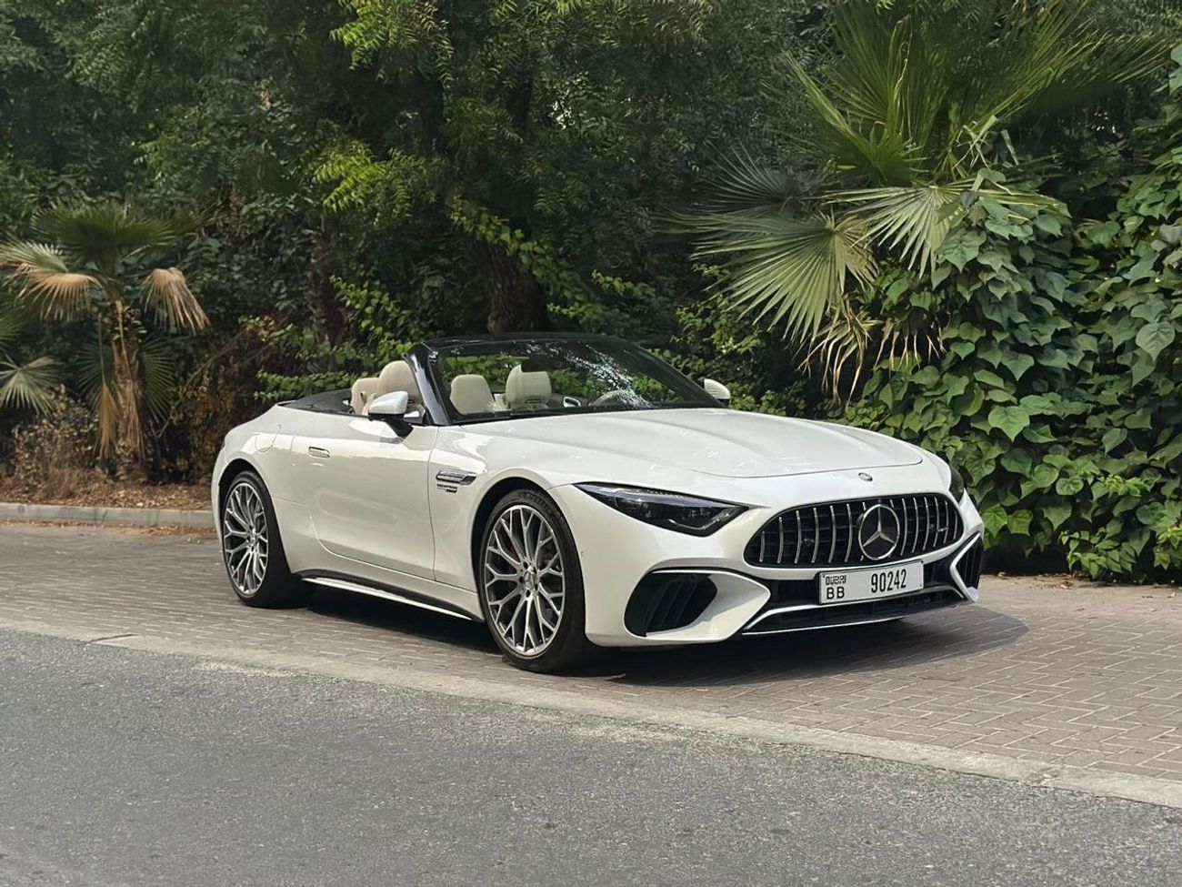 مرسيدس بنز SL 55 AMG Roadster 4Matic+