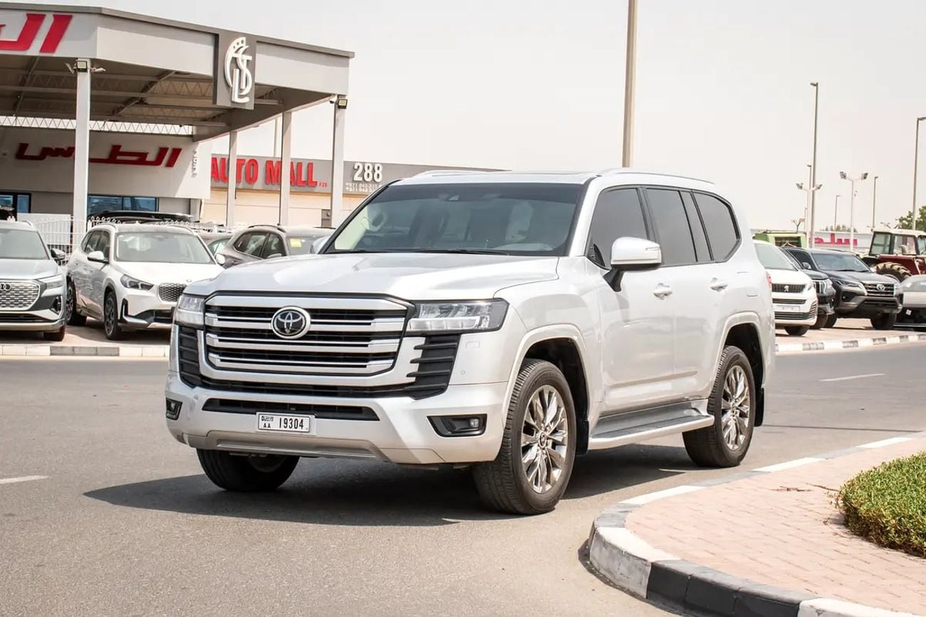 Toyota Land Cruiser GXR 4.0 - UNDER WARRANTY GCC SPECS - EXCELLENT CONDITION