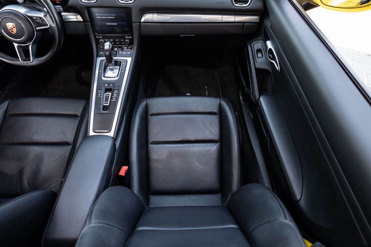 بورش بوكستر 718 Std 2.0L A/T