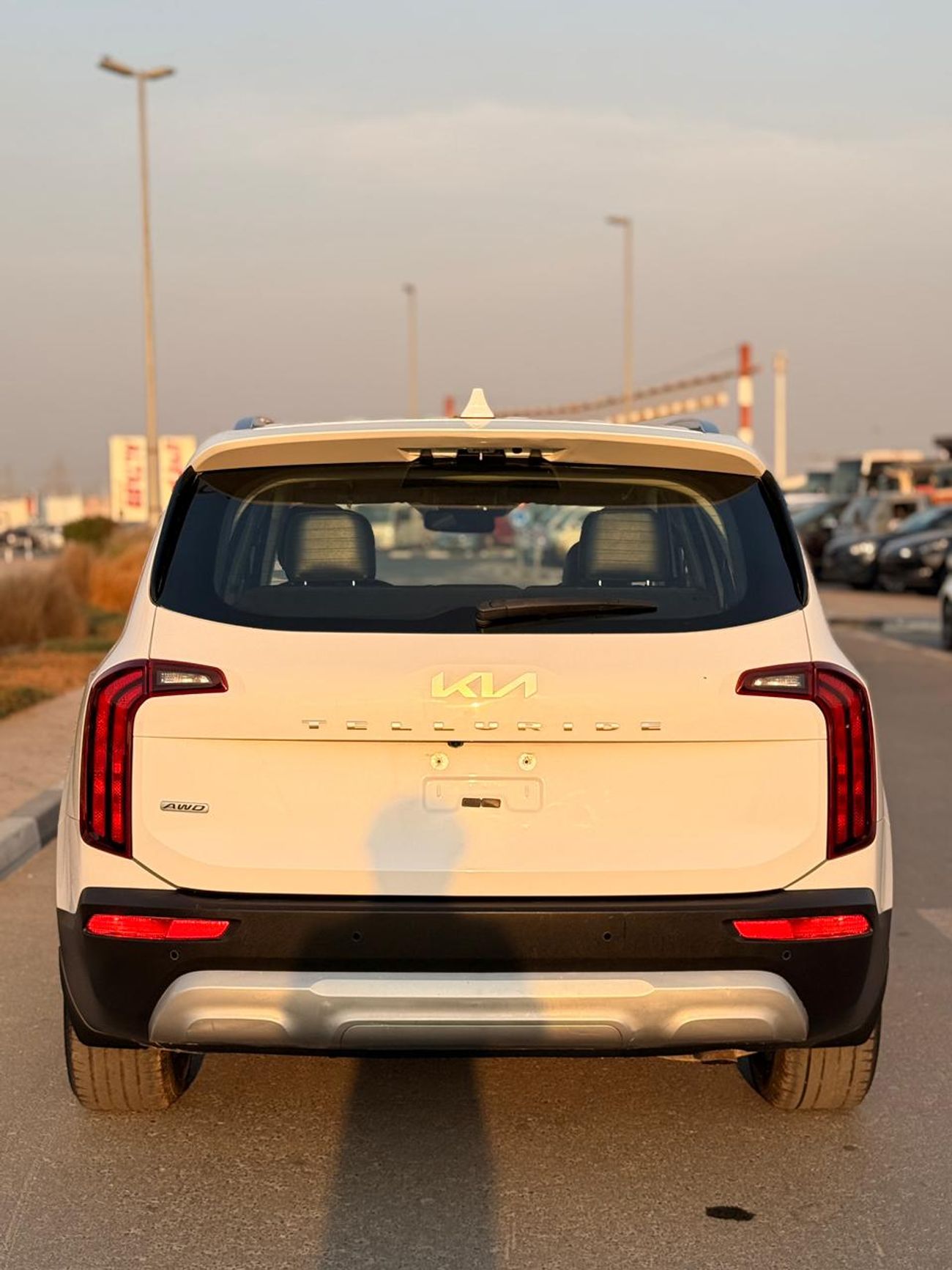 Kia Telluride LX 3.8L (295 HP)