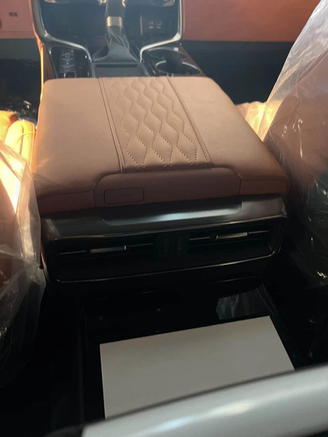 Lexus LX 600 3.5l PETROL A/T VIP 4 SEATER FULL OPTION EUROPE SPECIFICATION