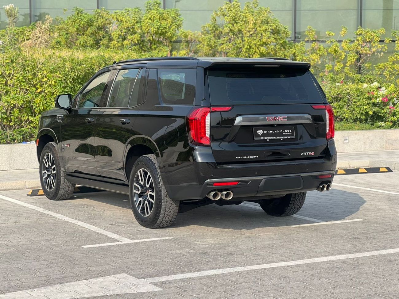 جي أم سي يوكون 6.2 V8 AT4 (AWD)