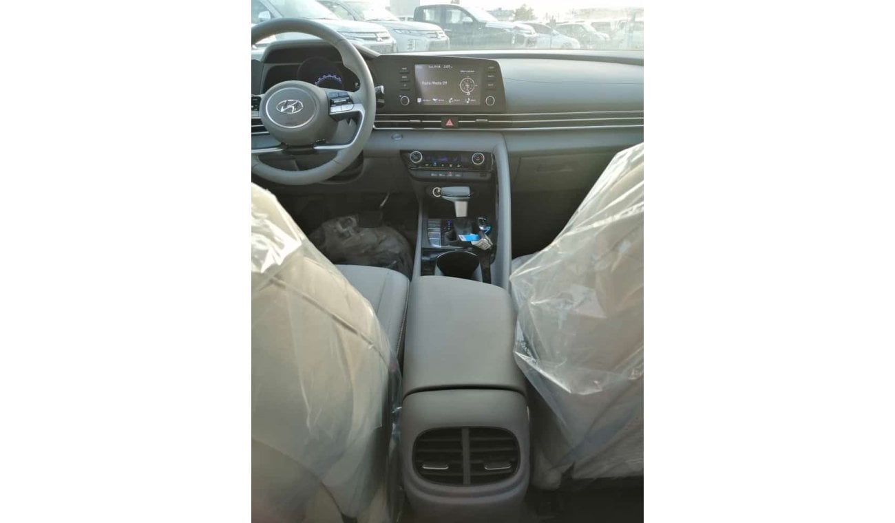 Hyundai Elantra 1.6 hybrid  2023 model