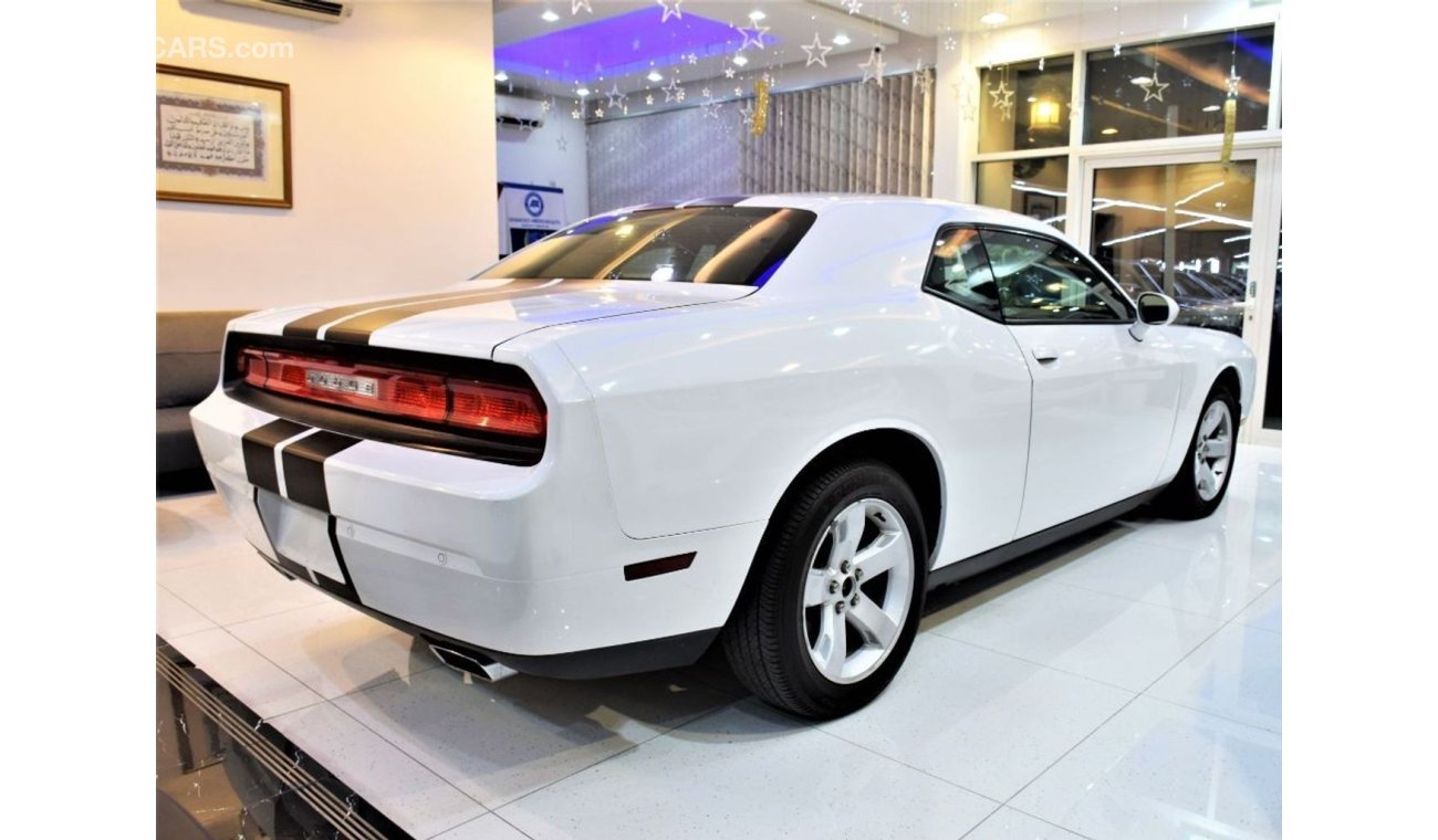 دودج تشالينجر AMAZING Dodge Challenger 2014 Model!! in White Color! GCC Specs