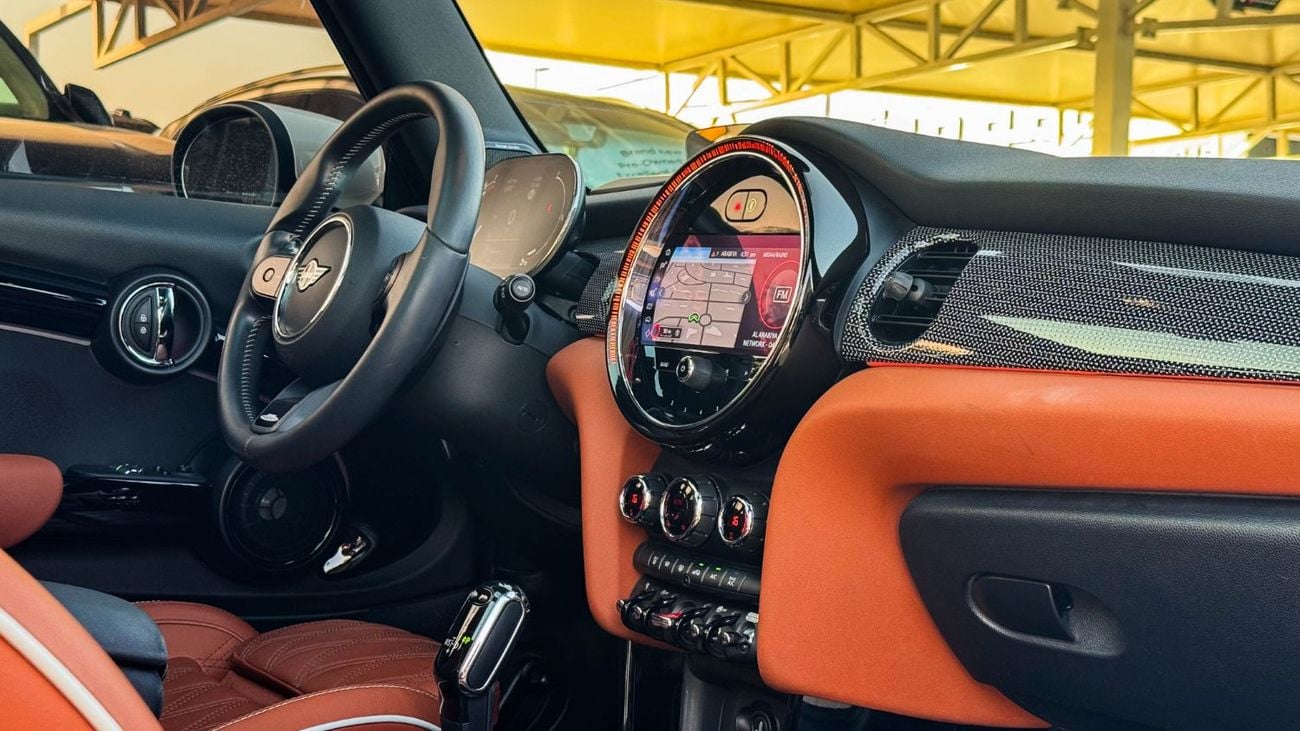 ميني كوبر إس JCW Kit 2022 Full Service History GCC Low Mileage 2.0L Turbo 4 Cylinders