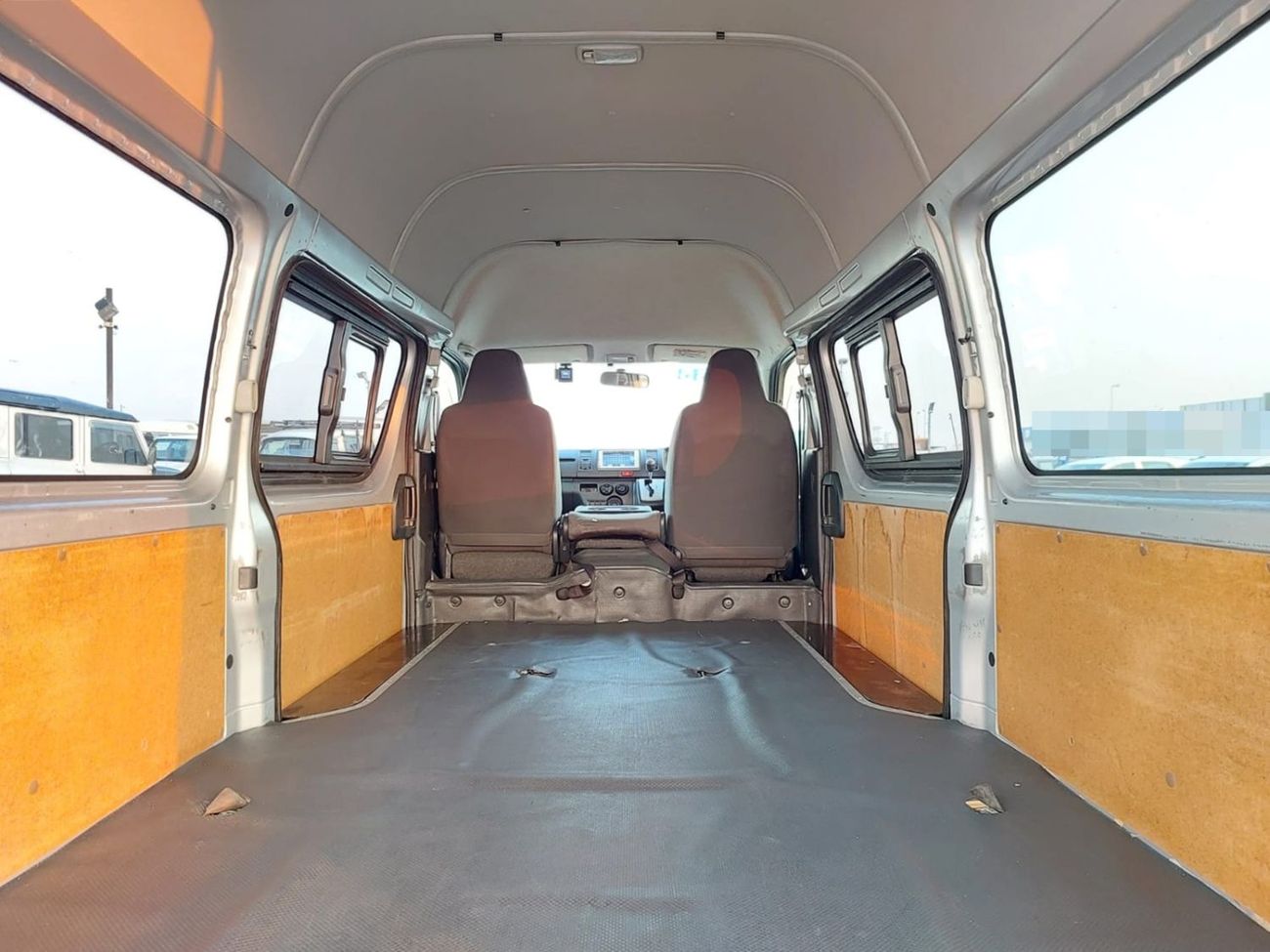 تويوتا هاياس TOYOTA HIACE VAN RHD 2014 MODEL 3.0 L DIESEL AUTOMATIC(PM42719)