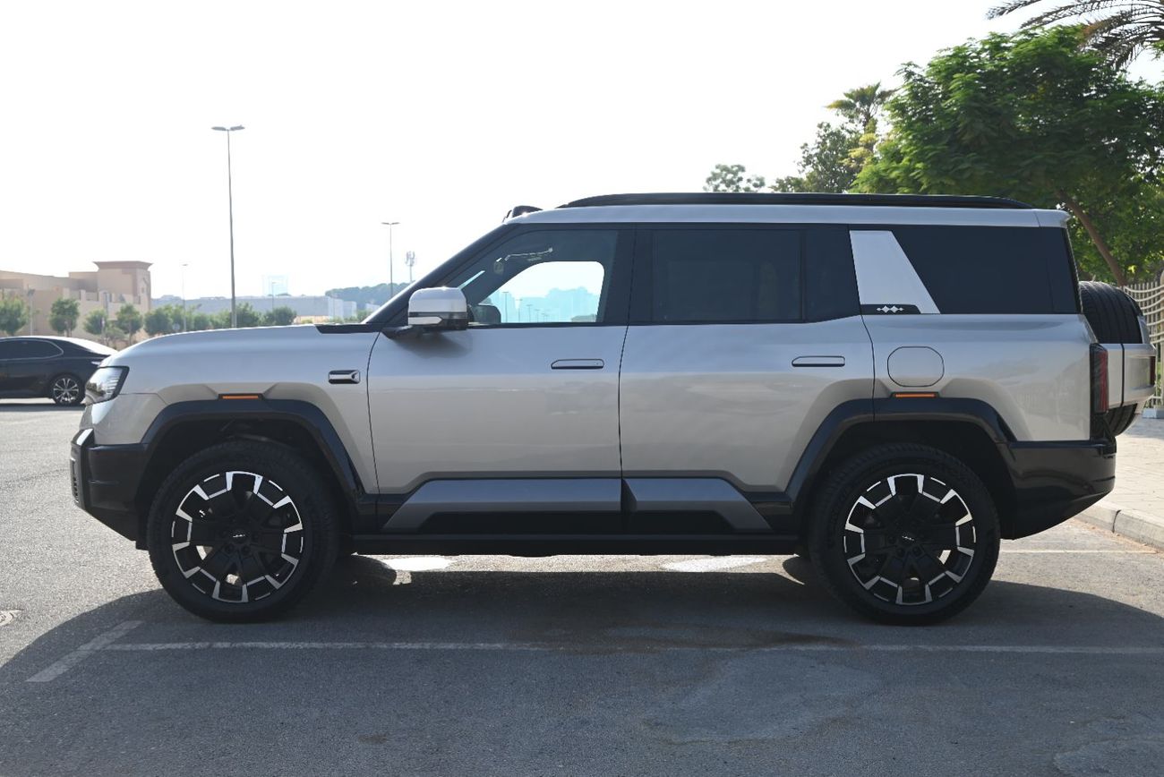 BYD Leopard 8 Smart and Brave Flagship Edition (7 Seats) EMI 3,580 AED - BYD LEOPERD 8 2024 - FLAGSHIP - READY TO 