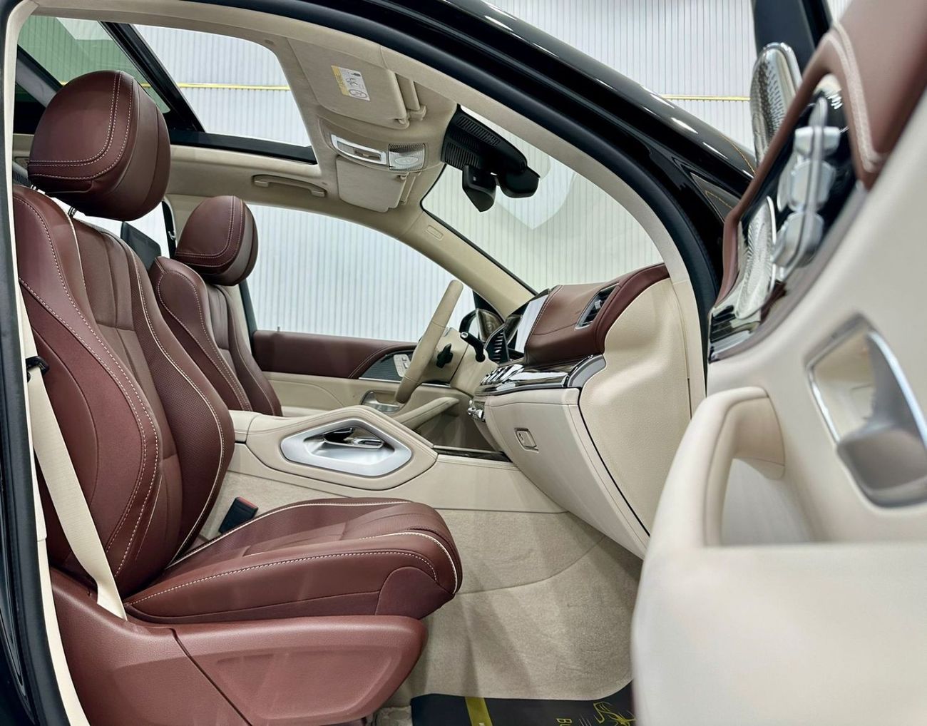 Mercedes-Benz GLS 600 2023 Mercedes Maybach GLS 600 EQ(Full Option), March 2025 Warranty