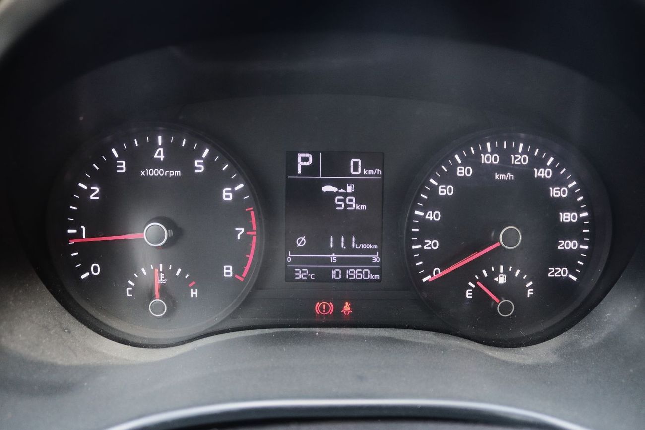 Kia Rio EX 1.4L (100 HP) Hatchback