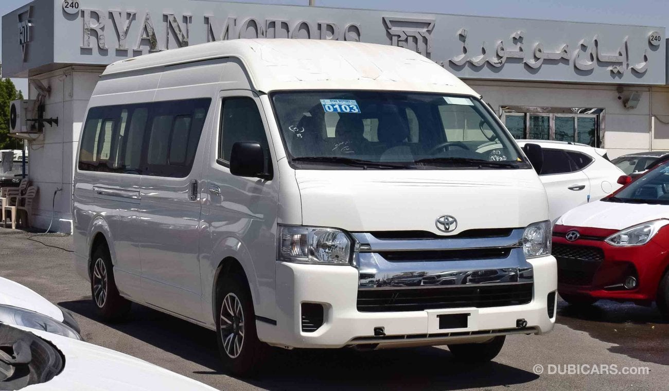 Toyota Hiace HIROOF GL  15 SEATR PETROL   MODEL 2020 MAUANL TRANSMISSION ONLY FOR EXPORT