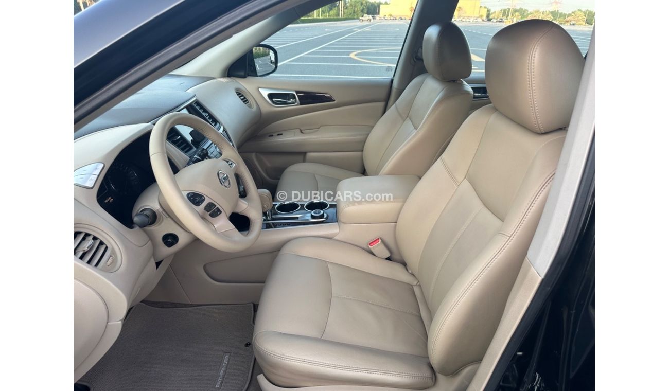 Nissan Pathfinder Platinum MODEL 2013 GCC CAR PREFECT CONDITION INSIDE AND OUTSIDE FULL OPTION PANORAMIC ROOF LEATHER