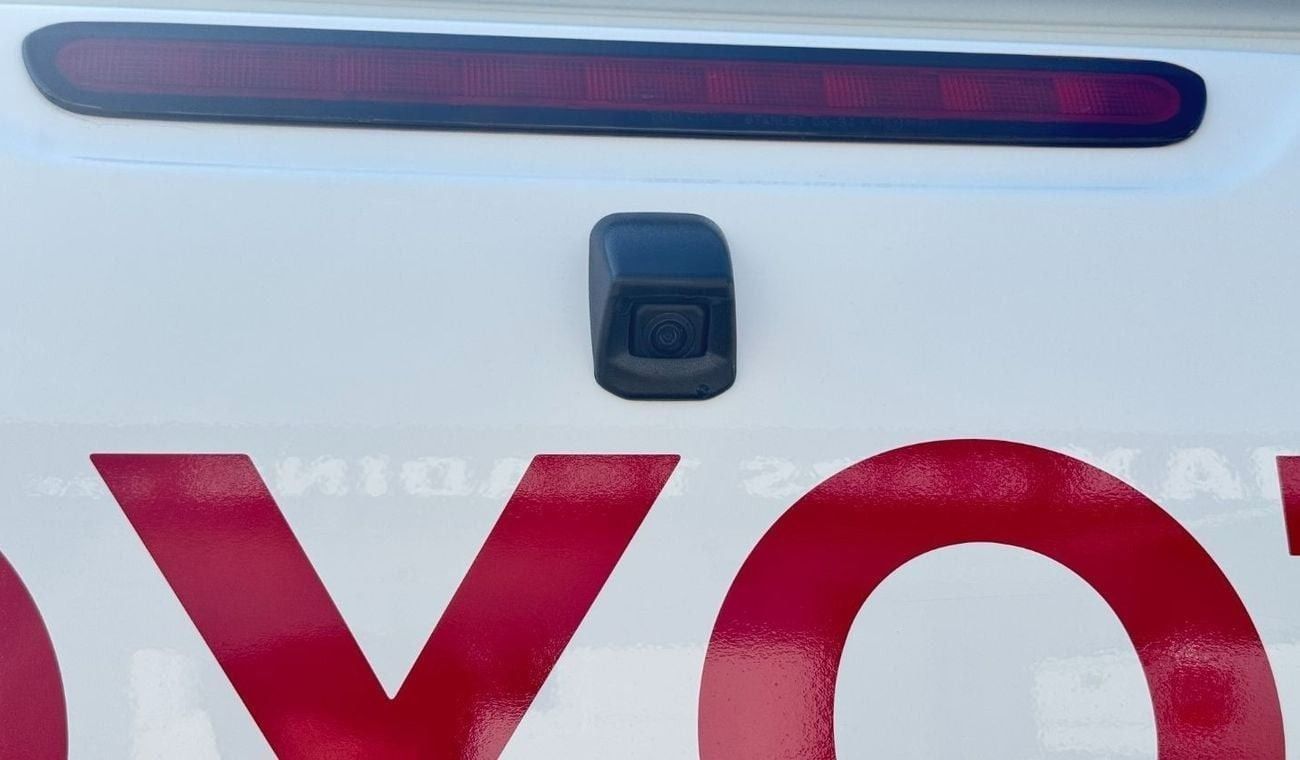 Toyota Hilux S GLX 2.7L 4WD A/T TOYOTA HILUX DOUBLE CABIN  GLX 2.7L 4WD A/T 2025