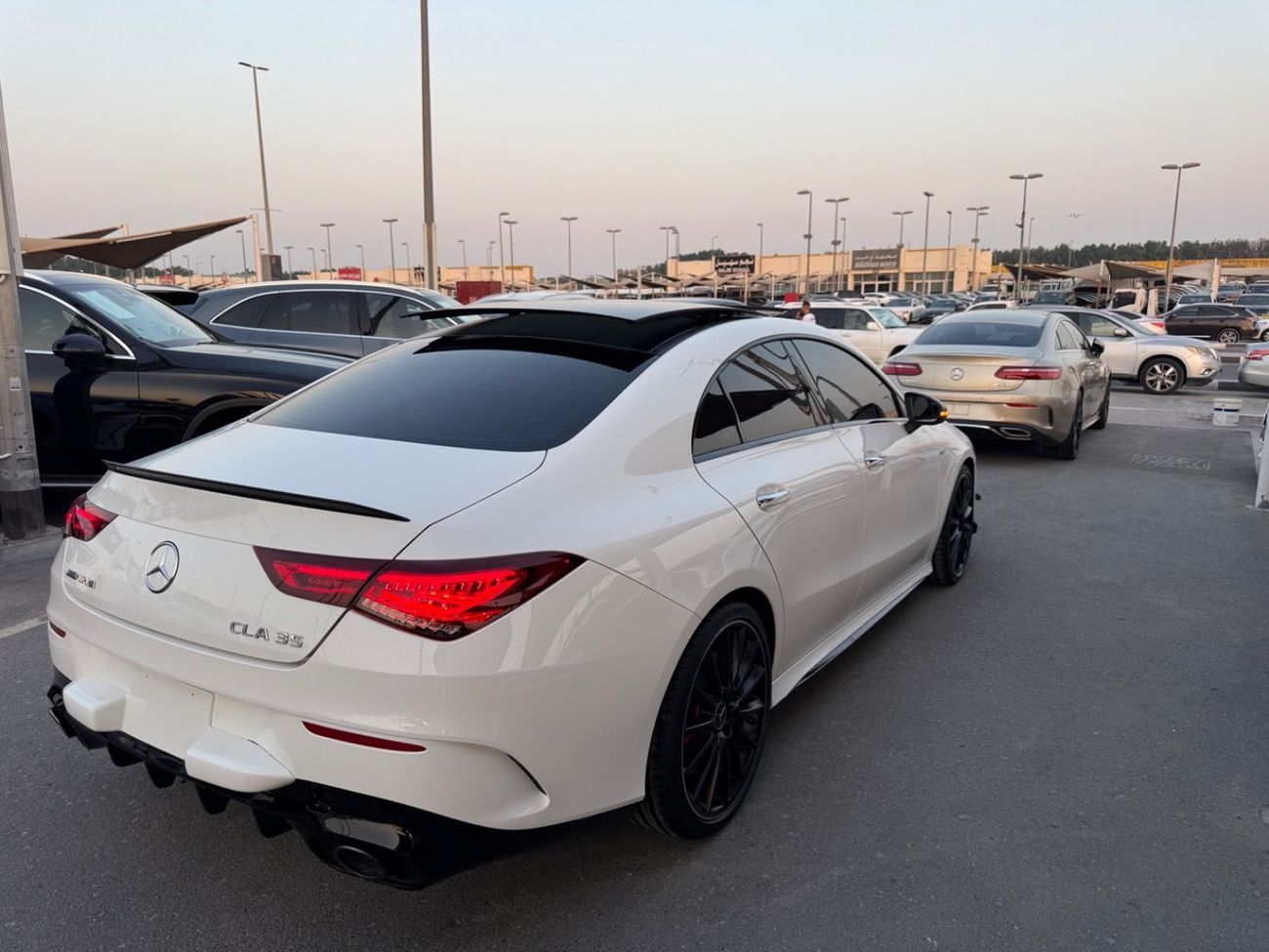 Mercedes-Benz CLA 35 AMG Std 2.0L