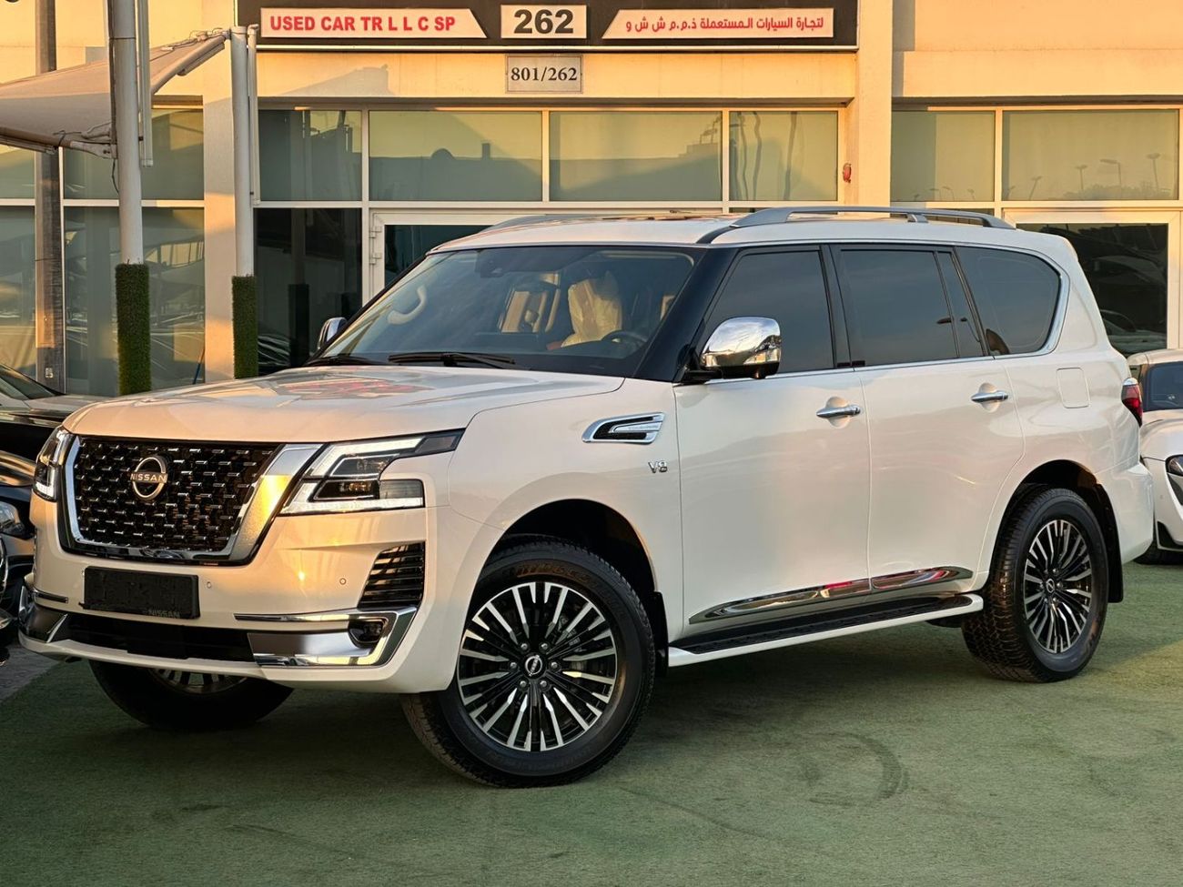 نيسان باترول نيسان باترول بلاتينيوم فل ابشن V6 صبغ وكاله تشييكات وكاله تحت الضمان