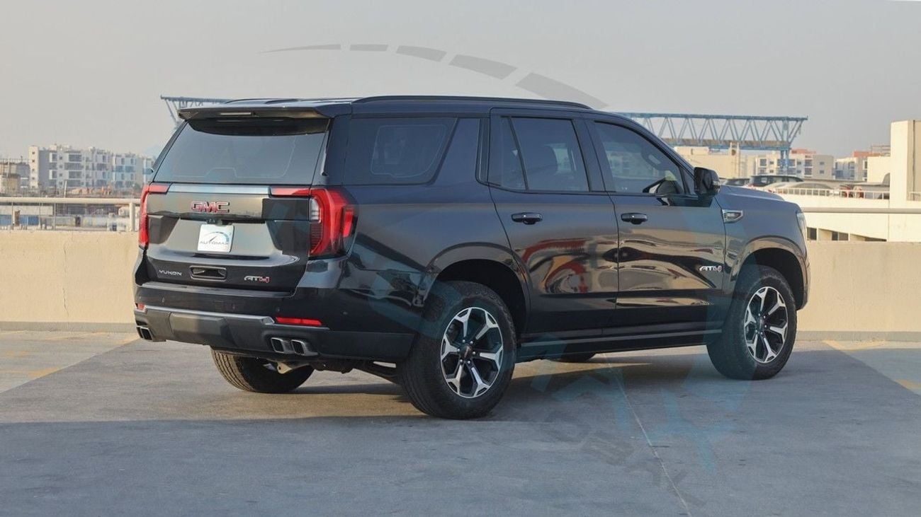 GMC Yukon AT4 Ultimate 6.2L V8 4X4 GCC 34600Km With 2 Years Or 100,000 Km Warranty @ Official Dealer