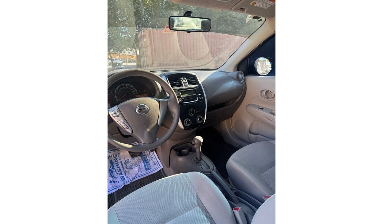 Nissan Sunny SV