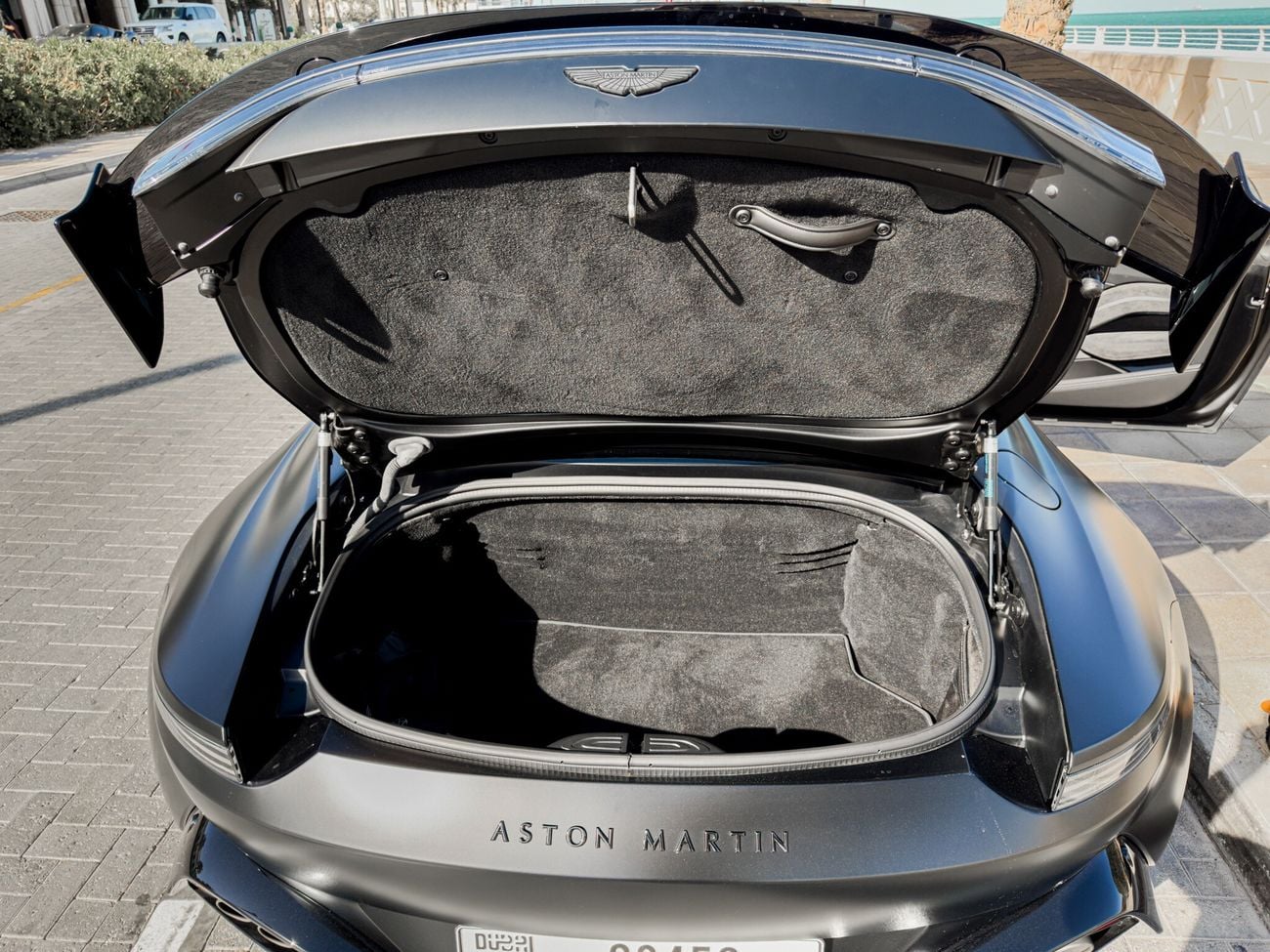 أستون مارتن فانتيج F1 Edition 4.0L