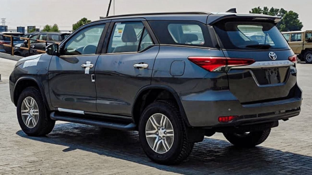 تويوتا فورتونر EXR FORTUNER 2.7L AT 4WD 7SETER