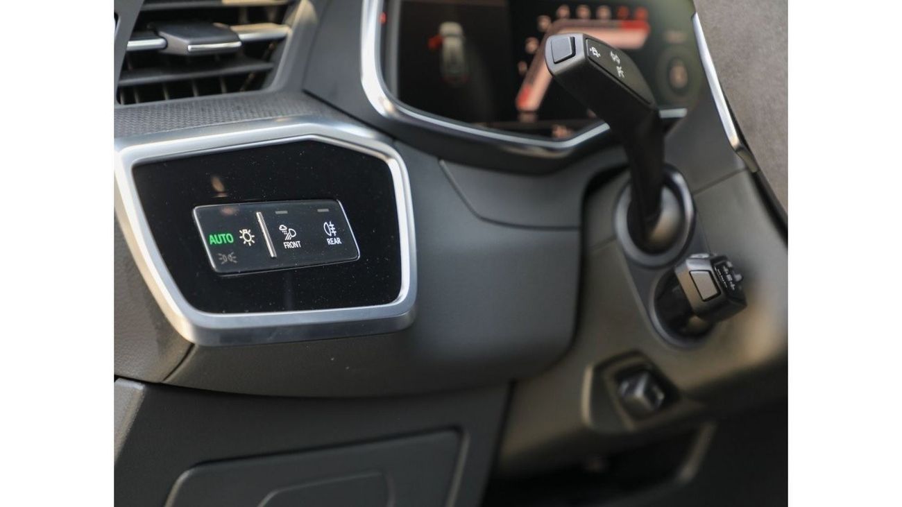 أودي RS6 Avant AWD. For Local Registration +10%