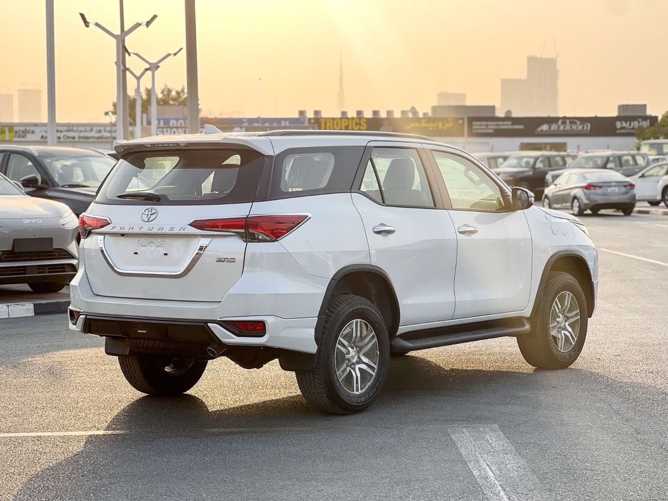 Toyota Fortuner - EXPORT ONLY - TOYOTA FORTUNER 2.4L G
