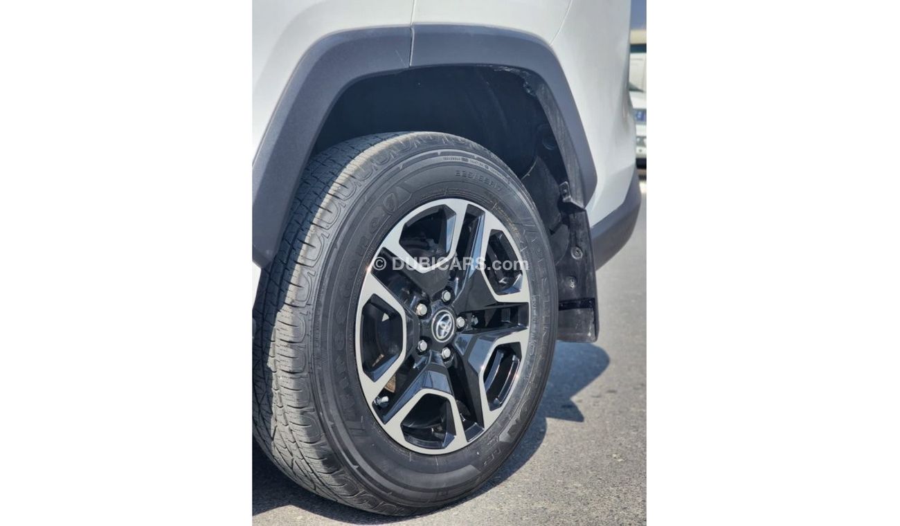 Toyota RAV4 TOYOTA RAV4  4X4 CLEAN CAR