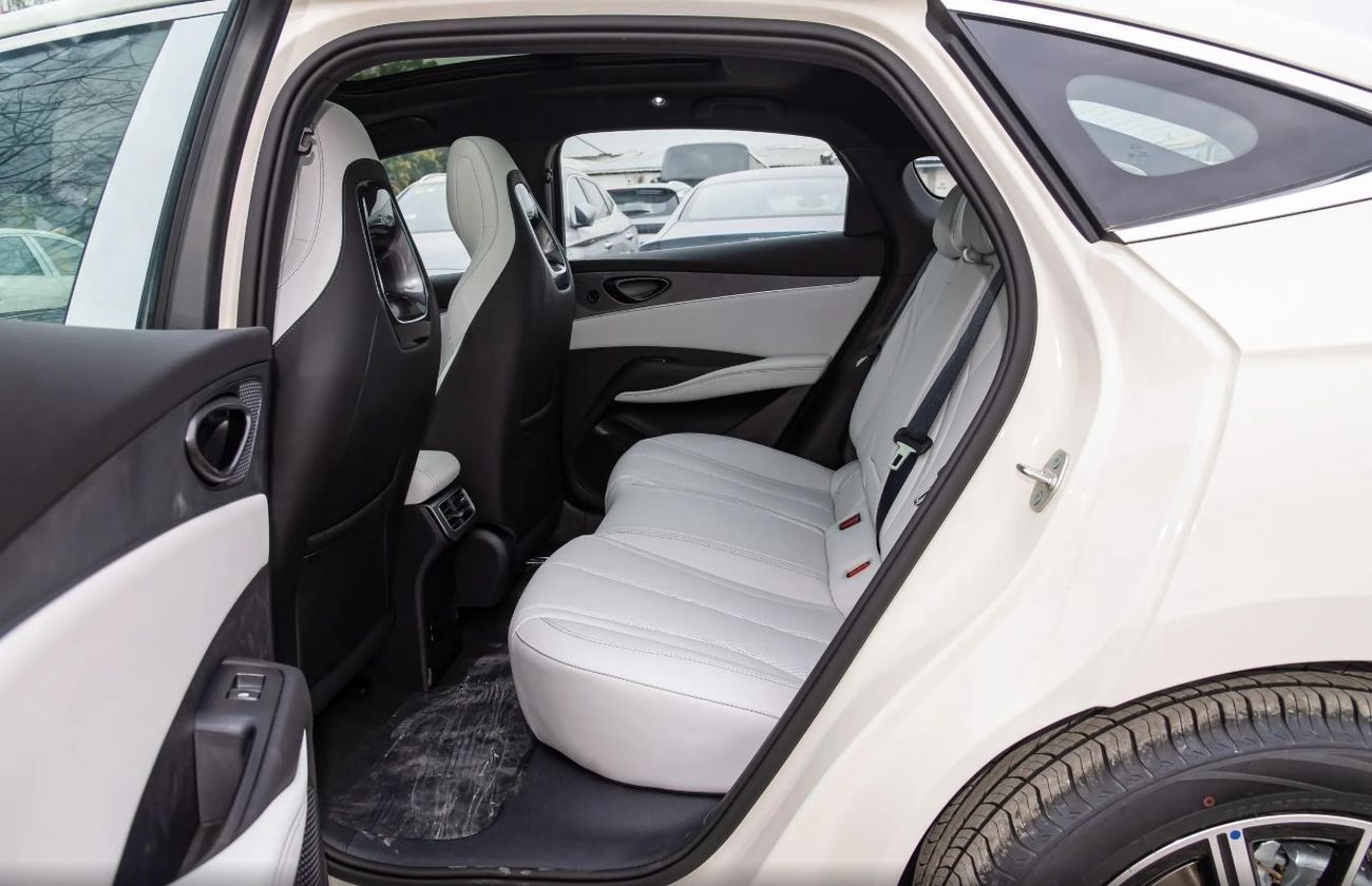 BYD Seal The 2025 BYD Seal 06 DM Intelligent Driving Edition – DM-i 120KM Premium