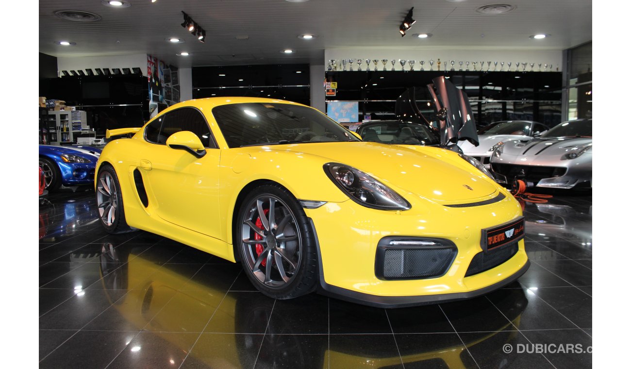 Porsche Cayman GT4