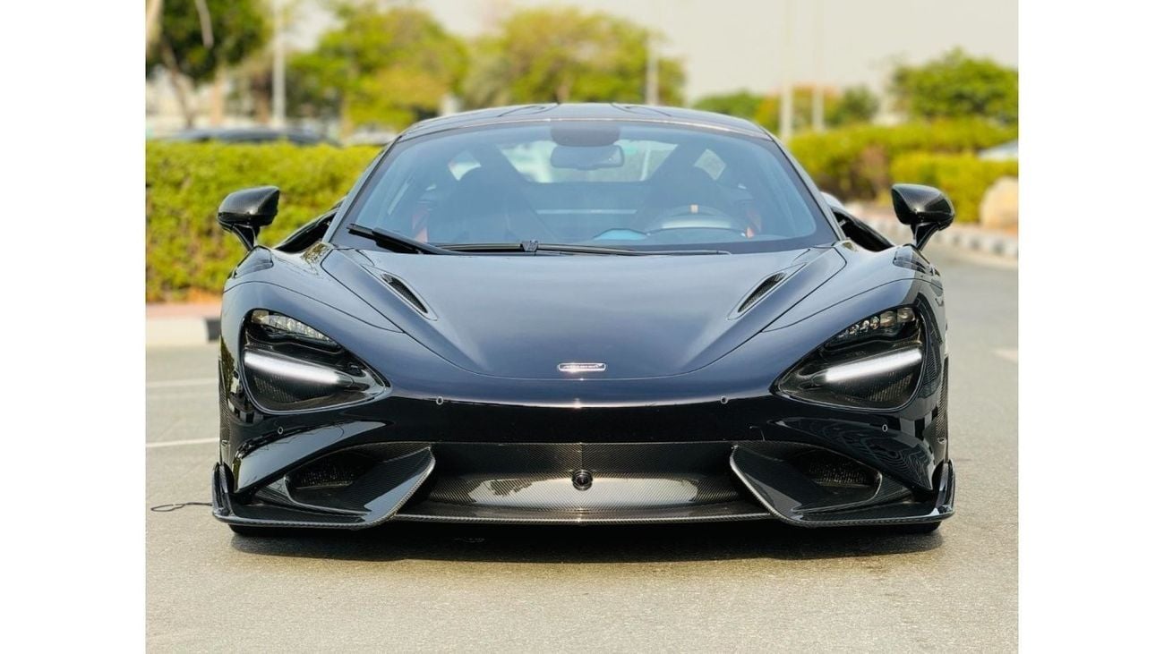 McLaren 765LT Std GCC SPEC 1 OF 765 CARBON FIBER NEAT AND CLEAN