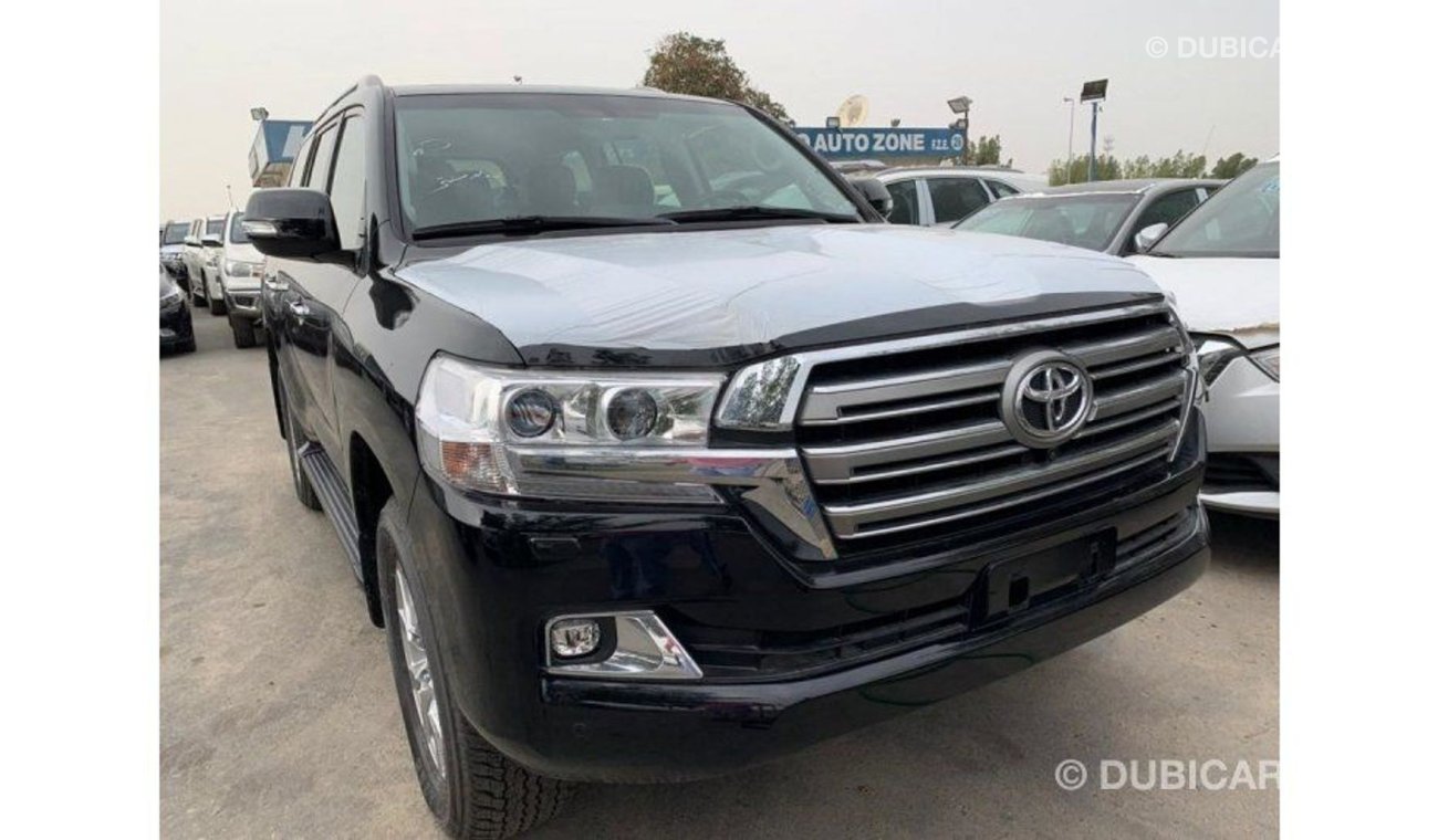 Toyota Land Cruiser vxr  full option   v8