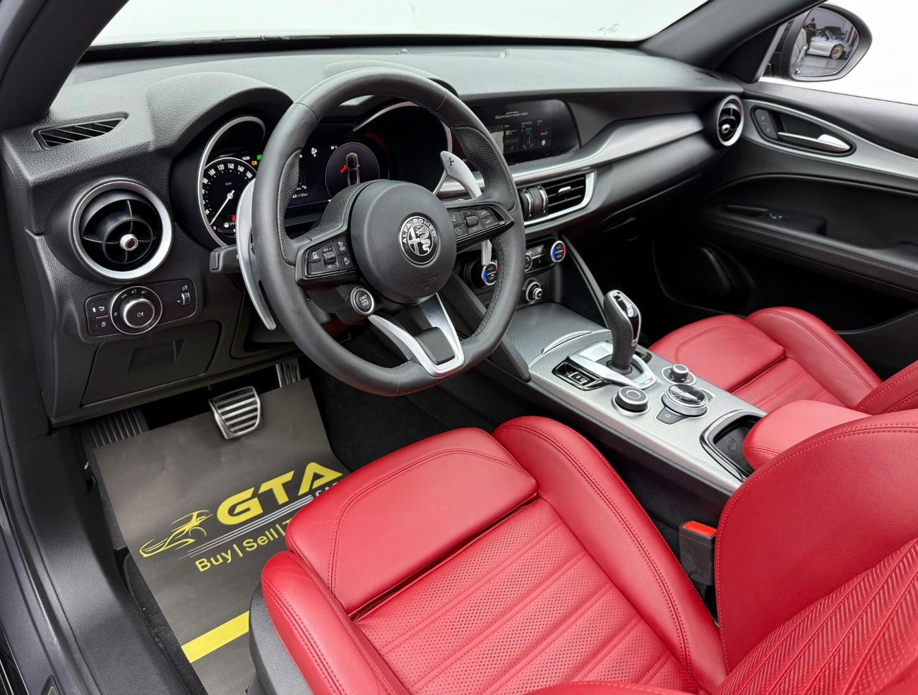 Alfa Romeo Stelvio 2024 Alfa Romeo Stelvio Veloce Q4 MCA, 2028 Agency Warranty Service, Agency FSH, GCC