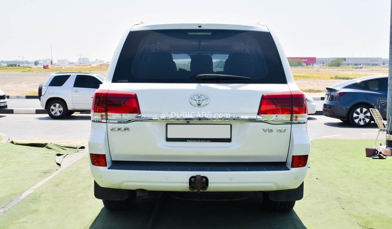 Toyota Land Cruiser V8 5.7 EXR