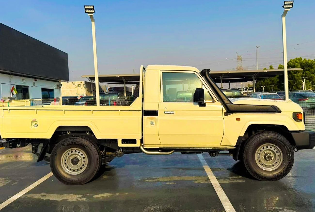 Toyota Land Cruiser 70 LC79 SC